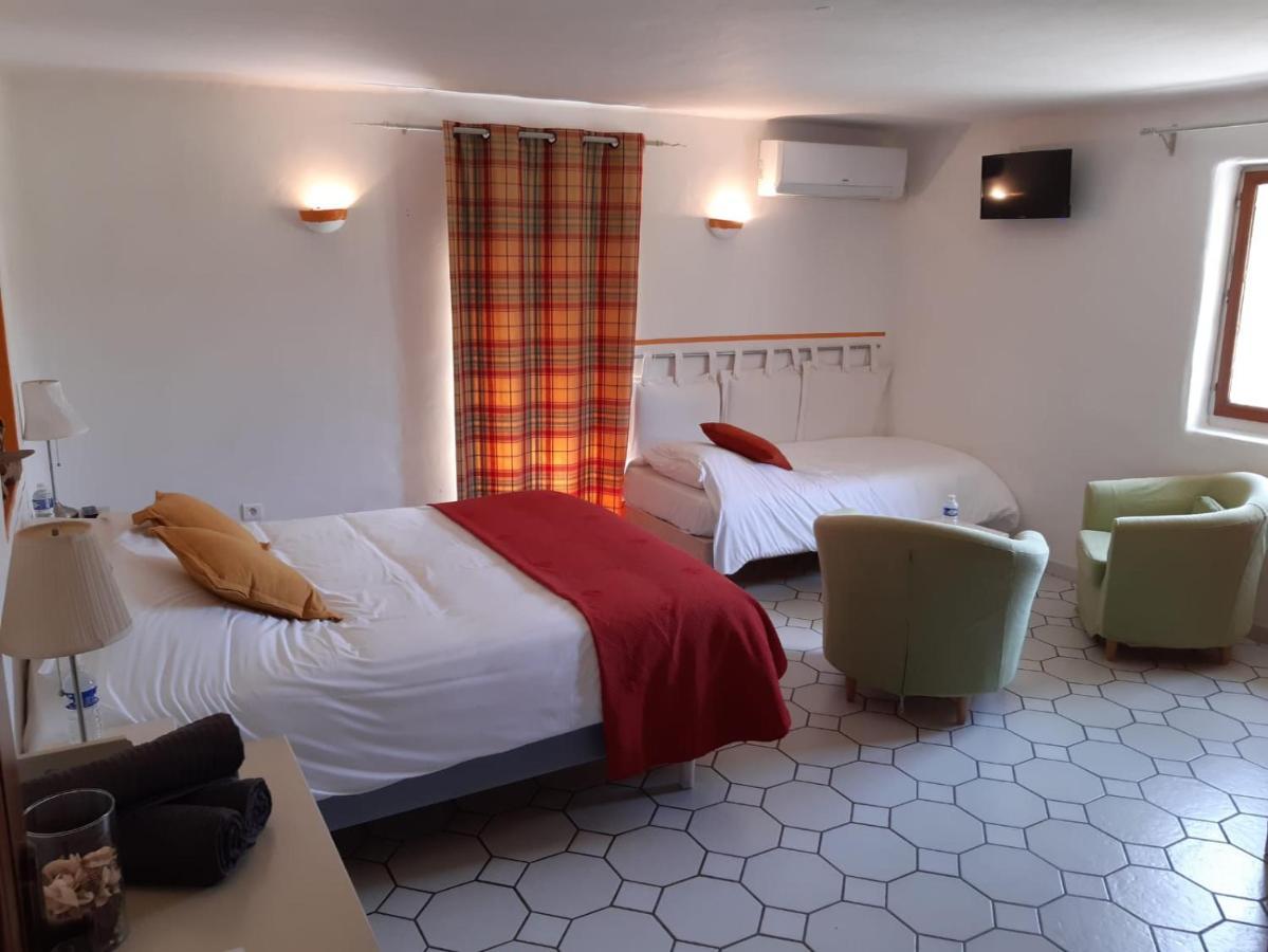 Le Vieux Platane Hotel Cairanne Exterior foto