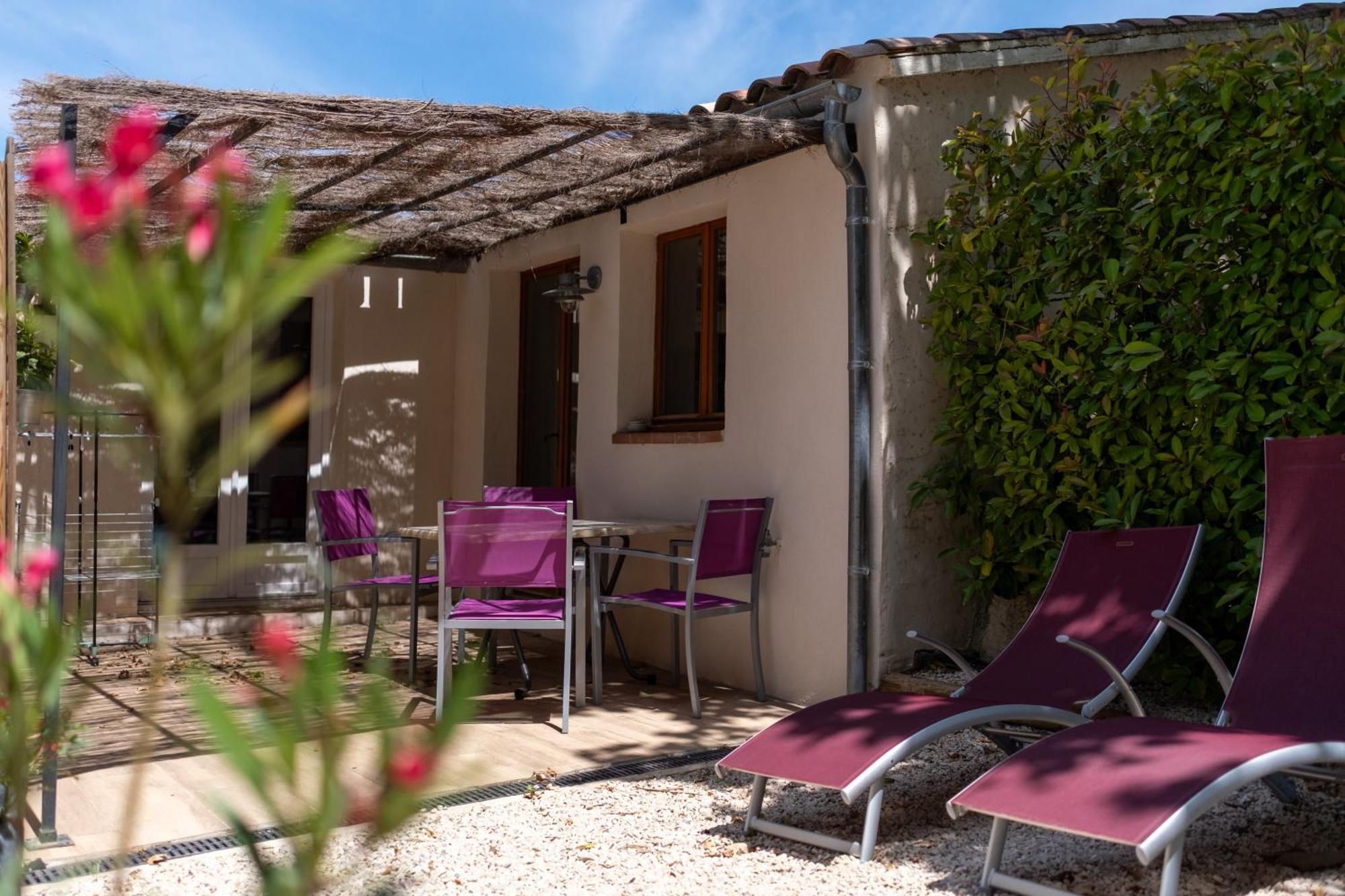 Le Vieux Platane Hotel Cairanne Exterior foto